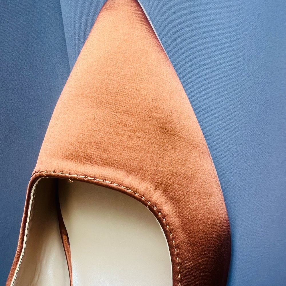 Elegant Satin Pointed-Toe Women's Shoe